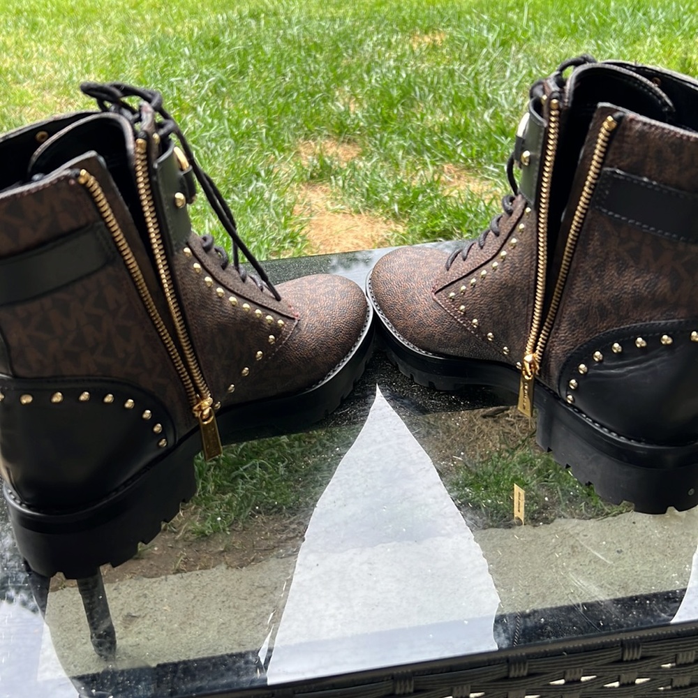 Brand new boots only worn once - Picture 4 of 5